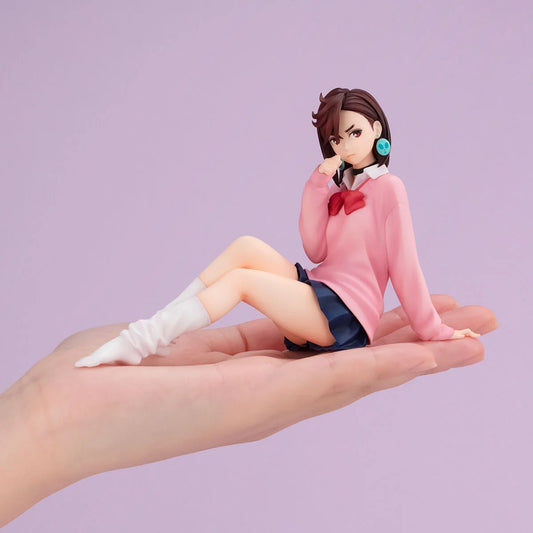 DAN DA DAN Momo Ayase Anime Figure – Collectible Display Statue & Desk Ornament